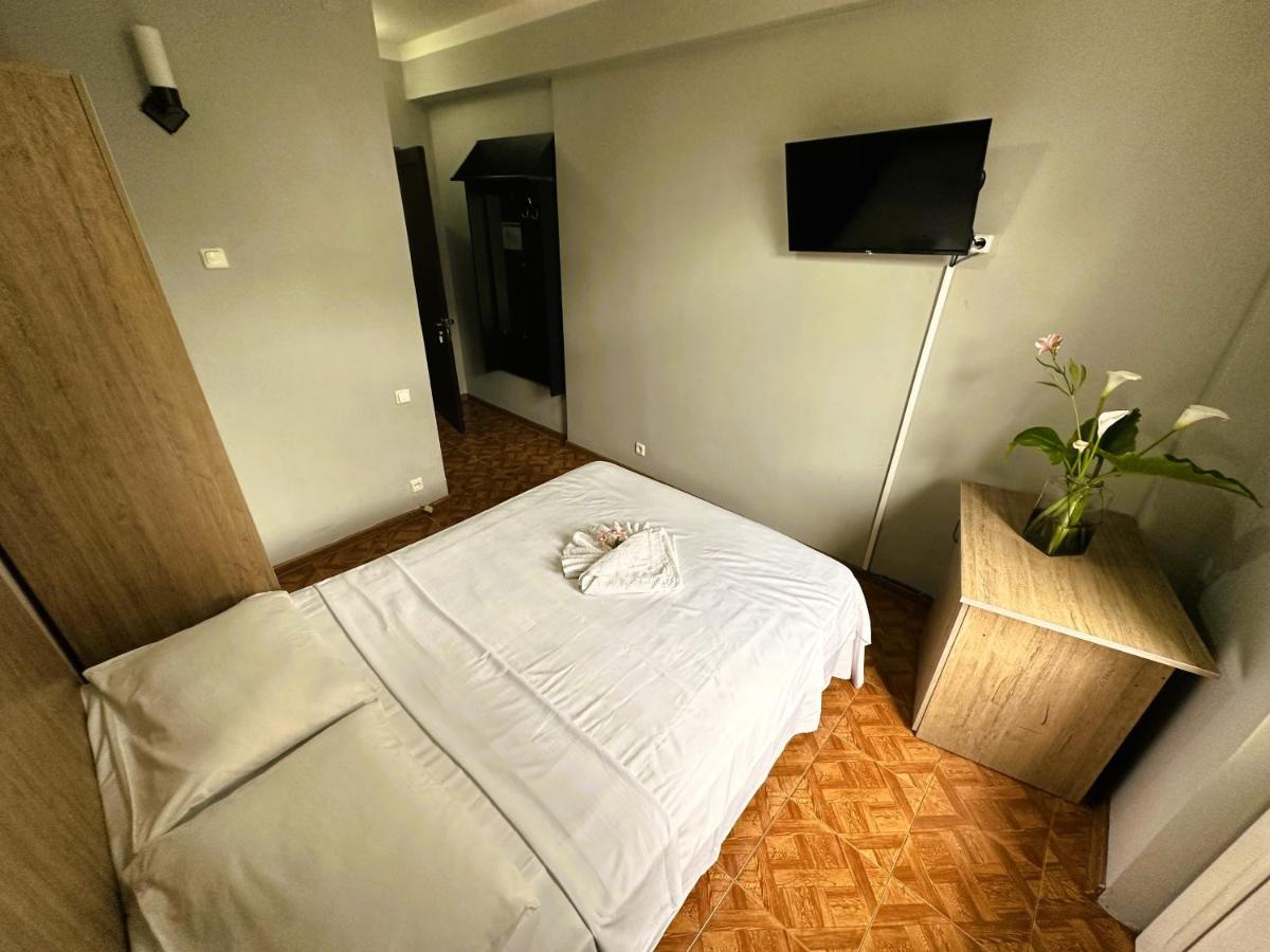 G Bakuri Hotel บาทูมิ ภายนอก รูปภาพ