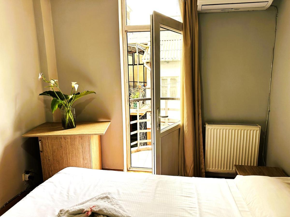 G Bakuri Hotel บาทูมิ ภายนอก รูปภาพ