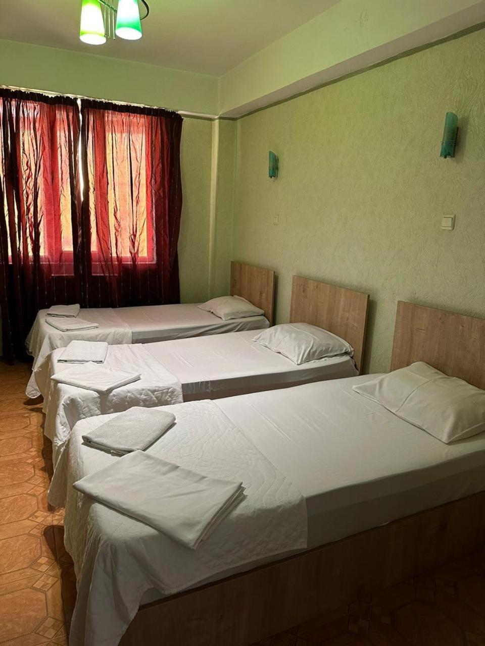 G Bakuri Hotel บาทูมิ ภายนอก รูปภาพ