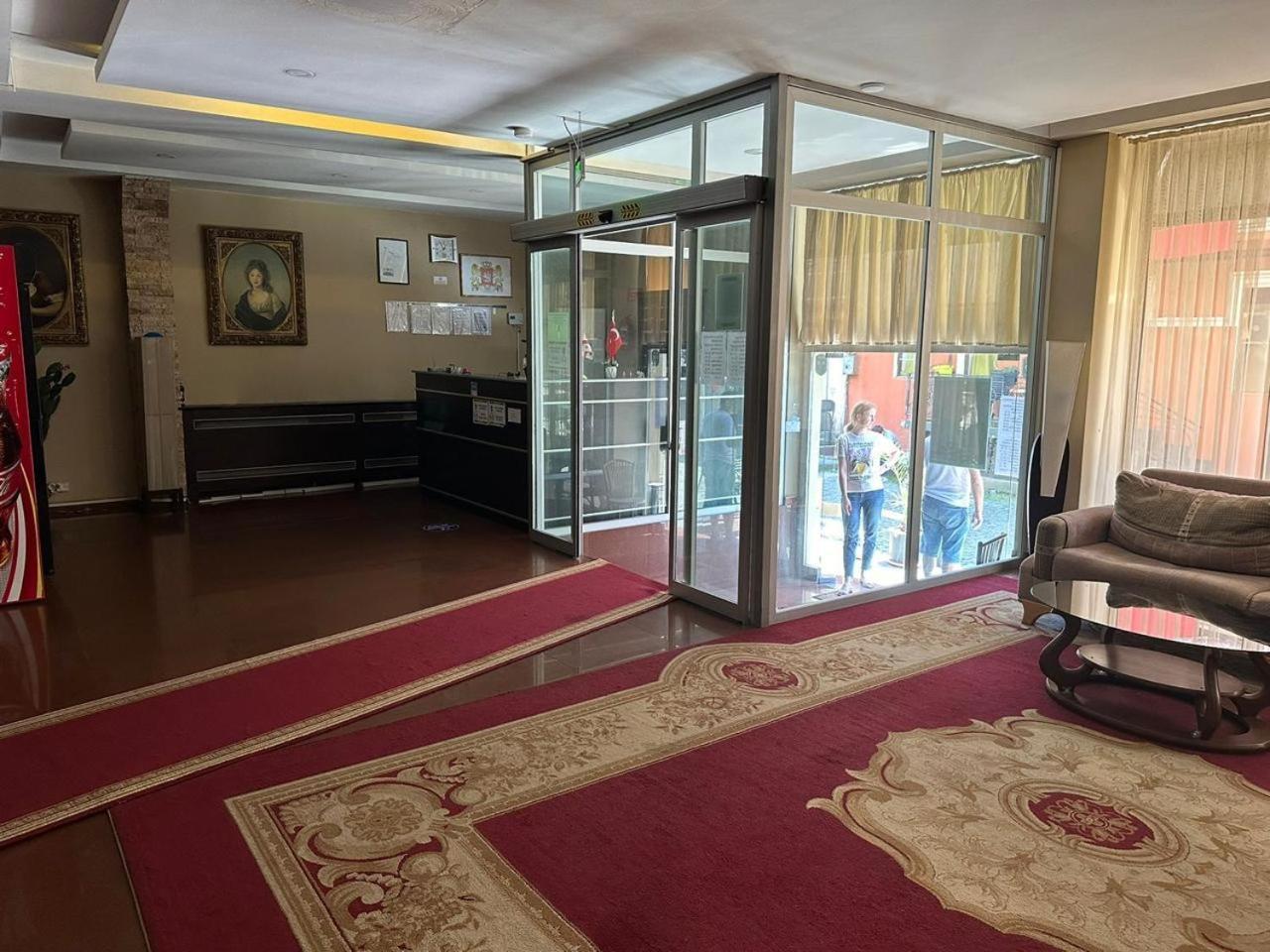 G Bakuri Hotel บาทูมิ ภายนอก รูปภาพ